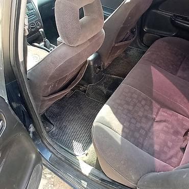 lexus es 2010: Toyota Avensis: 2001 г., Механика, Седан — 6