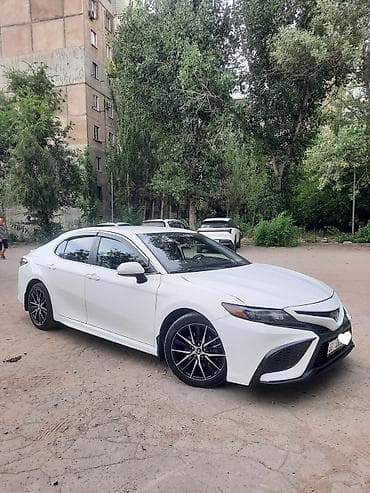 01: Toyota Camry: 2022 г., 2.5 л, Автомат, Бензин, Седан — 1