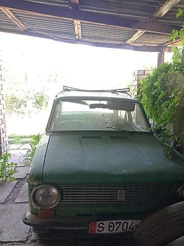 t 25: Срочно продается Жигули
Звонить по номеру — 2