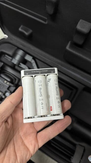 ноутбук почти новый: 1. Zhuin crane 2 в идеальном состоянии — 16000сом 2. Zhuin crane 2 в — 6