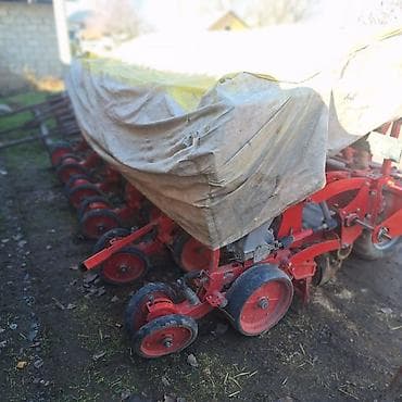 Турецкая сеялка точного высева (многорядная) Описание: -