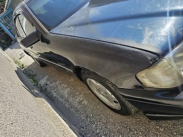 s 221: Mercedes-Benz C-Class: 1994 г., 1.8 л, Механика, Бензин — 3