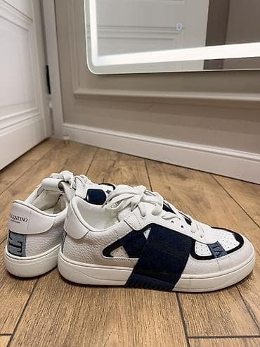 Мужские кроссовки, 42, Valentino Garavani, Новый, цвет - Белый, Самовывоз
