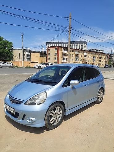 фит крло: Honda Fit: 2003 г., 1.3 л, Вариатор, Бензин, Хэтчбэк — 2