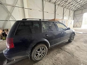 Volkswagen: Volkswagen Golf Variant: 2000 г., 1.6 л, Механика, Бензин, Универсал — 3