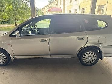 hond: Honda Stream: 2002 г., 1.7 л, Автомат, Бензин, Минивэн — 8