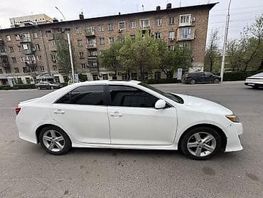 step 2: Toyota Camry: 2012 г., 2.5 л, Седан — 10