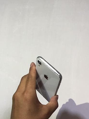 пл: IPhone Xr, Б/у, 128 ГБ, Белый, Чехол, 100 % — 6