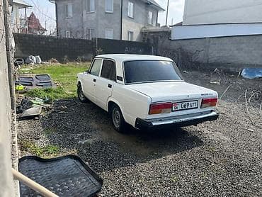 ВАЗ (ЛАДА): ВАЗ (ЛАДА) 2107: 2011 г., Седан — 4