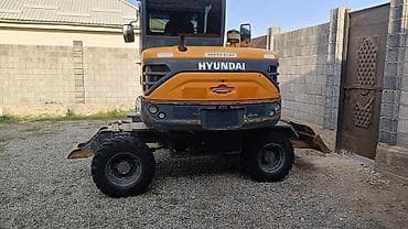 кормушки для животных: Экскаватор, Hyundai, 2019 г., Колесный — 4