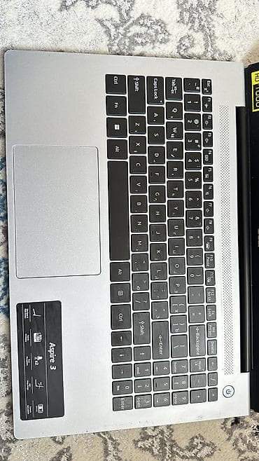 Ноутбуки: Срочно срочно торг есть ‼️ ‼️ состояние четка почти новый Acer Aspire — 3