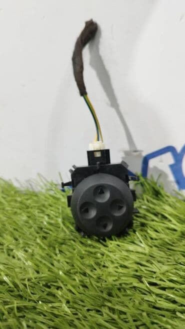 ресивер блока sbc w211: Mercedes-Benz W212 E350 v-3.5 2010 год, блок подкачки правым сидением — 1