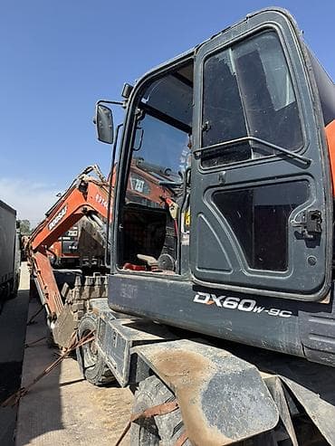установка задней камеры на авто: Экскаватор, Doosan, Колесный — 7