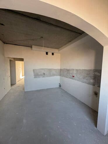 дом в центре: Построен, 1 комната, 50 м² — 8