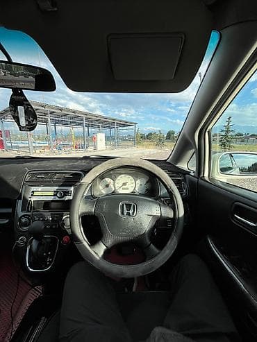 Honda Stream: 2003 г., 2 л, Автомат, Газ, Вэн/Минивэн — 5