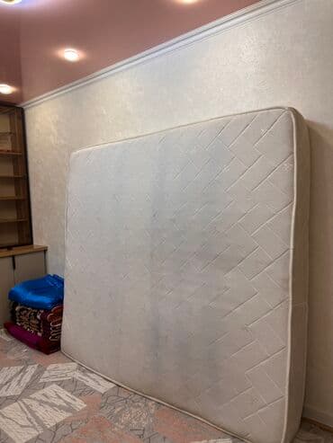 купить двуспальную кровать с матрасом бу: Продается матрац б/у,2-х спальный в хорошем состоянии — 1