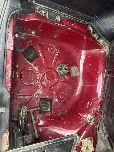 lt 45: Volkswagen Passat Variant: 1990 г., 1.8 л, Механика, Бензин, Универсал — 3