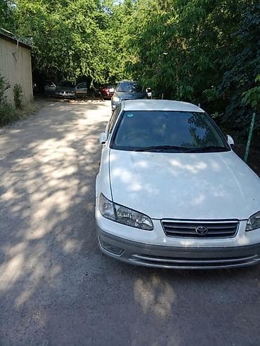 corolla 2004: Toyota Camry: 2000 г., 2.2 л, Автомат, Бензин, Седан — 1