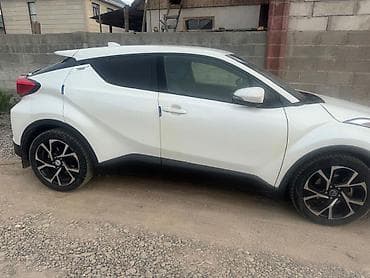 Toyota: Toyota C-HR: 2019 г., 2 л, Автомат, Бензин, Кроссовер — 5