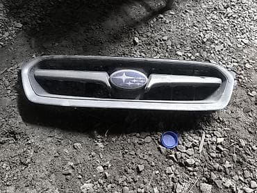 Решетка радиатора Subaru Оригинал