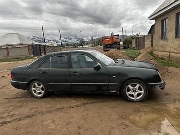 эшке: Mercedes-Benz E-Class: 1996 г., 2.3 л, Кол менен иштөөчү, Бензин, Седан — 3