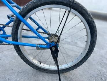 набор ключей для автомобиля в чемодане: BMX велосипед — 4