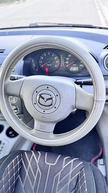 магна: Mazda 3: 2003 г., Автомат, Бензин, Хэтчбэк — 3