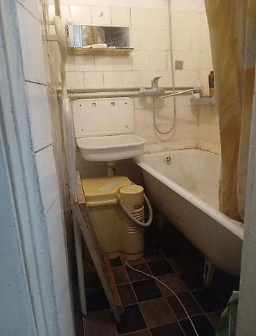 продаю квартиру район азия моол: 2 комнаты, 50 м², Индивидуалка, 2 этаж, Старый ремонт — 7