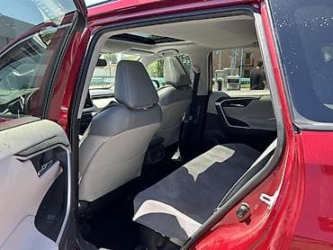 Продажа авто: Toyota RAV4: 2021 г., Гибрид, Кроссовер — 8