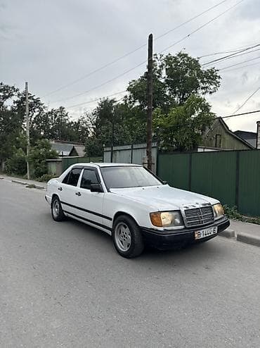 Mercedes-Benz W124: 1988 г., 2.3 л, Кол менен иштөөчү, Бензин, Седан