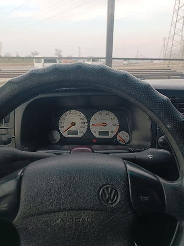 последующем выкуп авто: Volkswagen Golf: 1995 г., 1.8 л, Ручные, Бензин, Универсал — 9