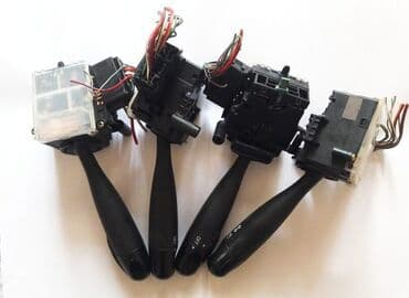 runx alex: Передняя левая фара Toyota Б/у, Оригинал, ОАЭ — 2