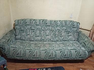 раскладные диваны: Прямой диван, Б/у — 2