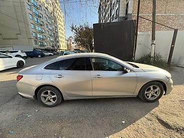byd e2: Chevrolet Malibu: 2017 г., 1.5 л, Автомат, Бензин, Седан — 2