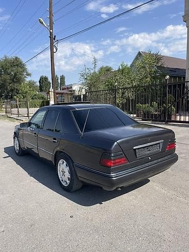 hero 4: Mercedes-Benz W124: 1994 г., 2.2 л, Механика, Седан — 6