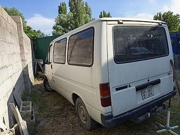 бус грузовик: Легкий грузовик, Ford, Стандарт, 3 т, Б/у — 3
