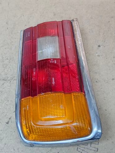 сколько стоят электронные часы: Задний левый стоп-сигнал BMW 1980 г., Б/у, Оригинал, Германия — 11