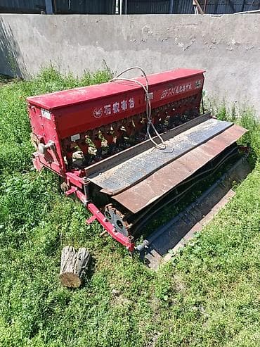 Сеялка зерно травянная навесная 2 метровым захват ширины 14 сошников