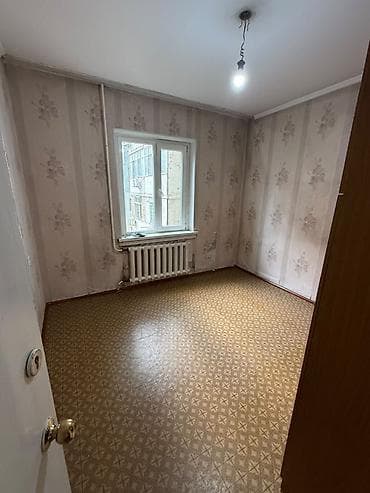 3 комнаты, 82 м², 106 серия, 4 этаж, Старый ремонт — 6