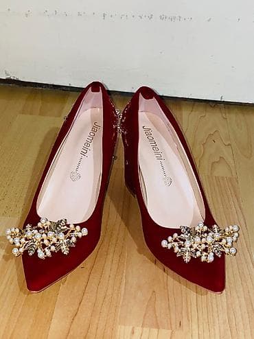 замшевые: Красные замшевые туфли в высоком качестве-2000 сом✨ 💯 оригинал с — 6
