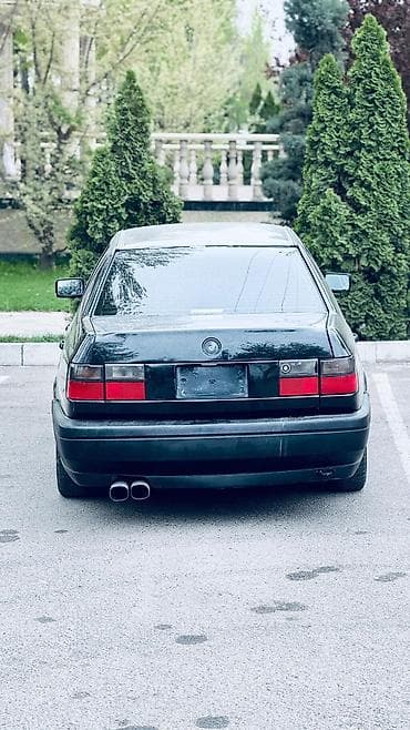 купить вента: Volkswagen Vento: 1993 г., 2 л, Механика, Бензин, Седан — 3