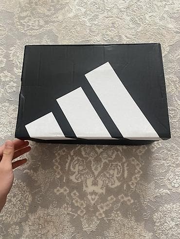 Личные вещи: Кроссовки adidas - Модель: дорожный (road) кроссовок с амортизацией — 3