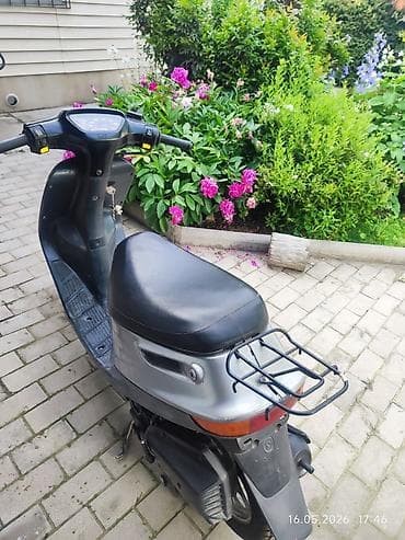 Скутер Honda (модель из линейки Dio/Today, карбюраторный 2T/4T класс