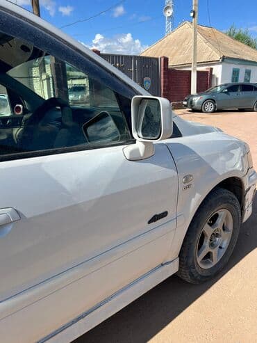 мото дождевик: Mitsubishi Chariot: 1998 г., 2.4 л, Автоматические, Бензин, Минивэн — 5