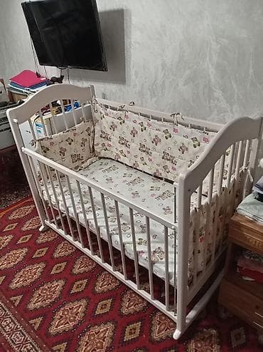 Детская кроватка-качалка с маятниковым механизмом - Материал