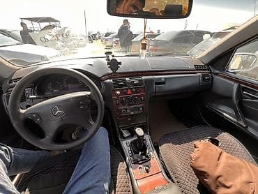 w210 2 7: Mercedes-Benz E-Class: 2000 г., 2.9 л, Дизель, Седан — 8