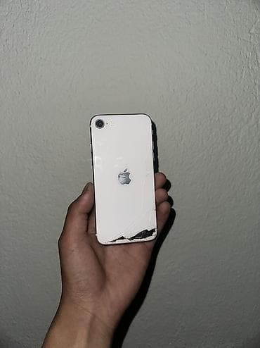 i phon: IPhone SE 2020, Б/у, 128 ГБ, Белый, 75 % — 1
