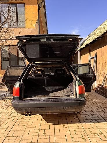 обшивки ауди: Audi 100: 1993 г., 2.6 л, Механика, Бензин, Универсал — 8