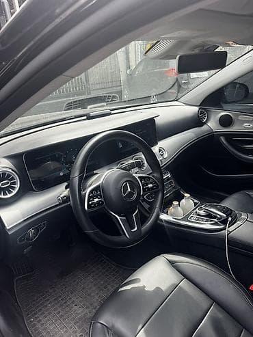 g wagon: Mercedes-Benz E-Class: 2019 г., Автомат, Бензин, Седан — 4