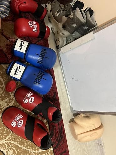 Боксерский и тренировочный комплект Состав: - Перчатки боксерские